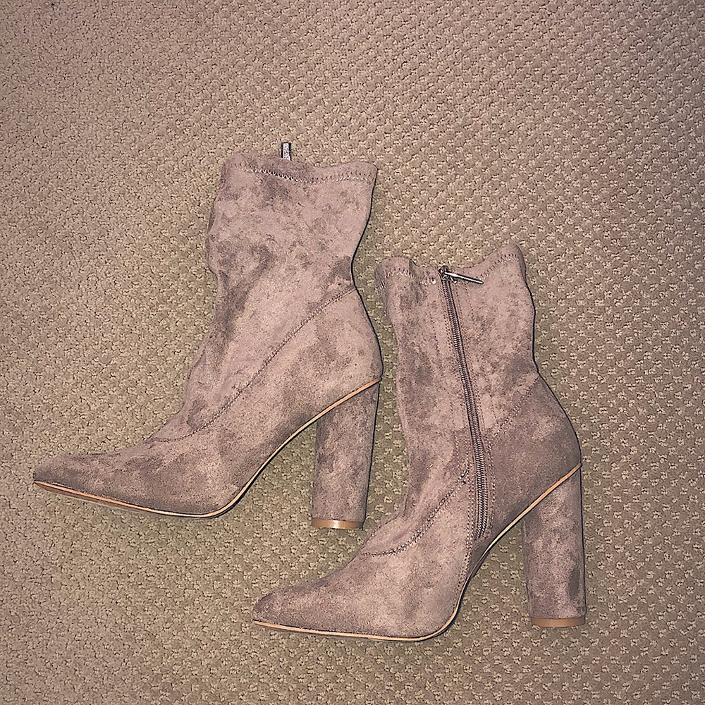 Chunky heel boots